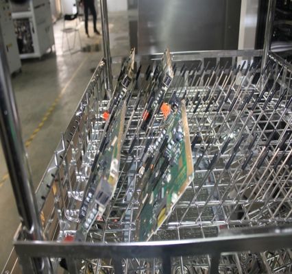 L' équipement de nettoyage de lot de PCB PLC pratique, les automobiles PCBA hors ligne